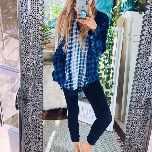 Tops - Lithuanian Daze Indigo Blue Flannel C185